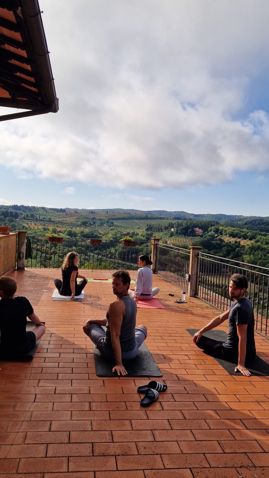 ON THE ROAD WITH US – LACI'S EXPERIENCES FROM OUR RETREATS - Dharmaral Adventure